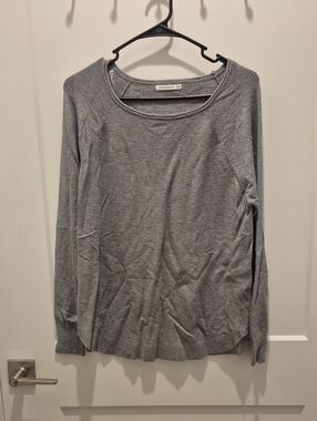 Staccato Light Gray Crewneck Long Sleeve Top